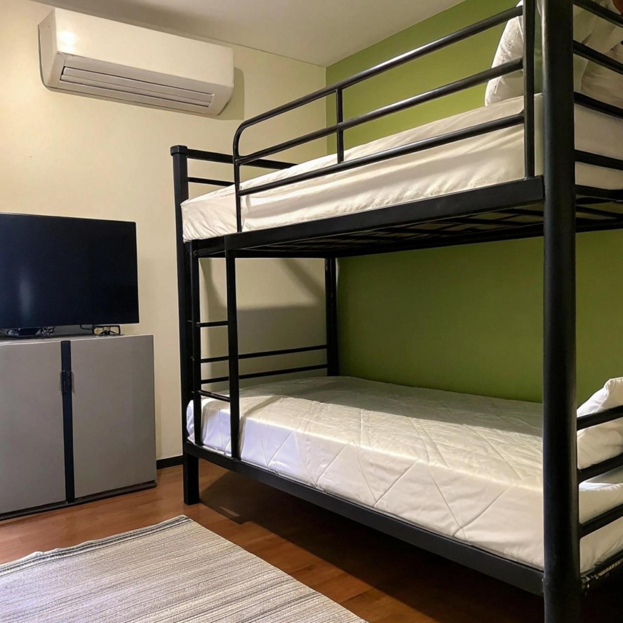 Ferienwohnung 逢甲柏斯青年旅棧 Taichung Exterior foto