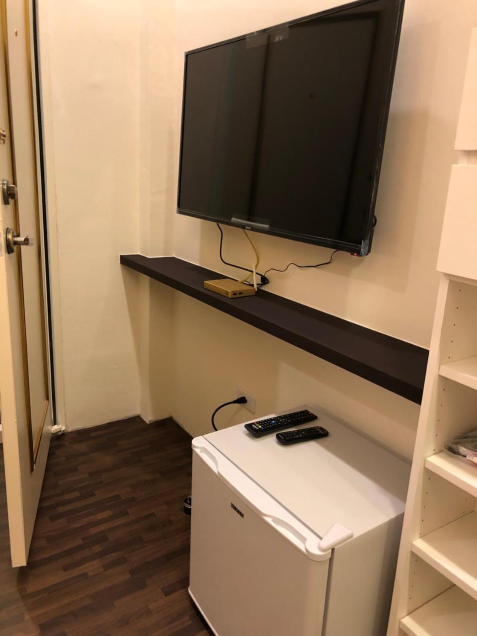 Ferienwohnung 逢甲柏斯青年旅棧 Taichung Exterior foto